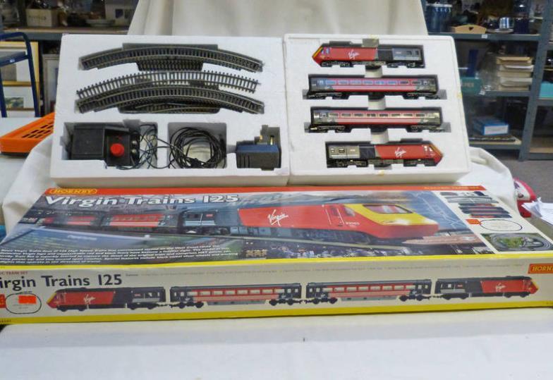 hornby virgin train 125